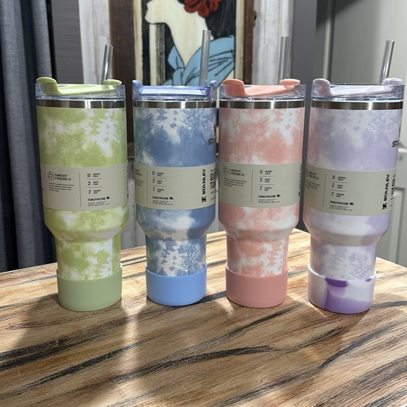 4 STANLEY TUMBLERS - Picture 2 of 7